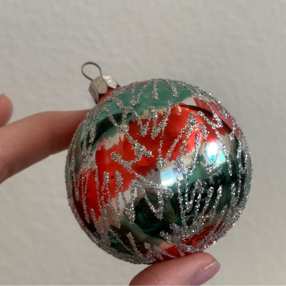 9 Vtg Christmas Classics Glass Ornaments Red Green Silver Glitter Tree Decor 2” - Picture 3 of 11